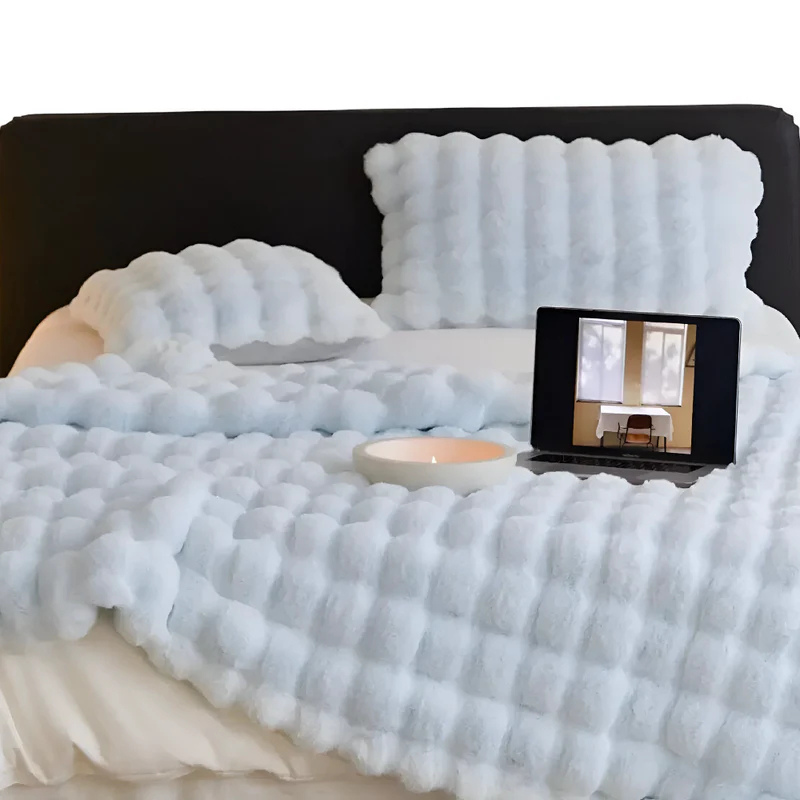 Warme und flauschige karierte Kuscheldecke – Komfort zum Verlieben