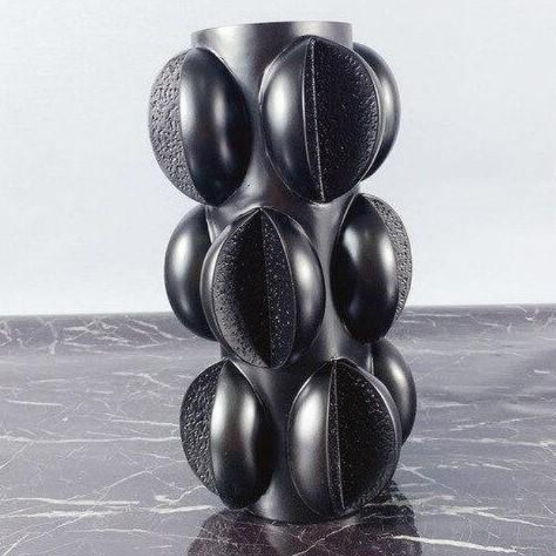 Kreative Blumenvasen – Moderne, künstlerische Tischdekorationen